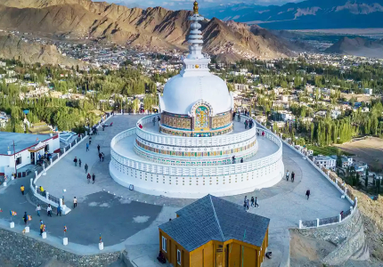 Leh Taxi Service